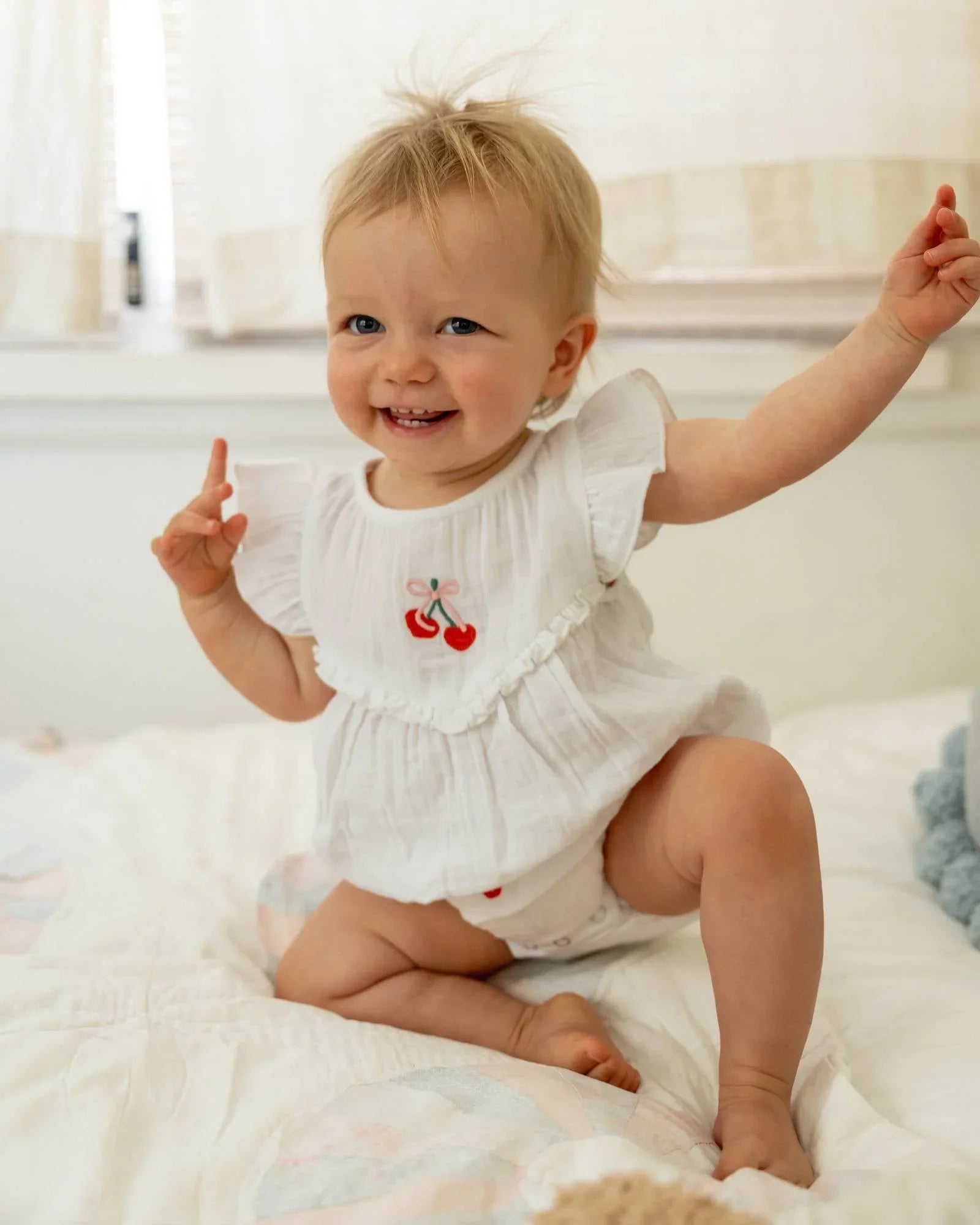 Pretty Romper - White - ALEX & ANT